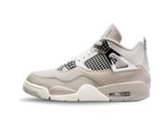 Air Jordan 4 Retro Frozen Moments (Image via Nike)